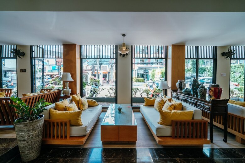 Hotel Sawaddi Patong Resort (deluxe)