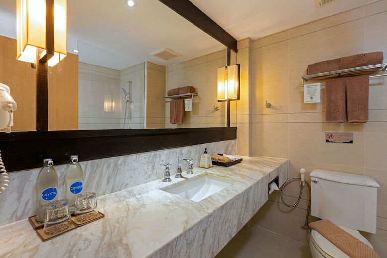 Hotel Sawaddi Patong Resort (deluxe)
