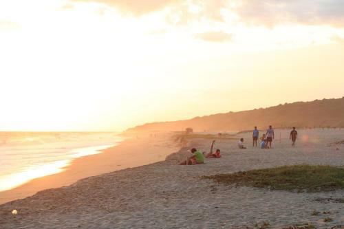 Hostal La Playita Beach House