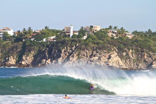 Hostal La Playita Beach House