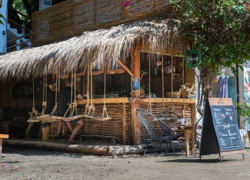 Hostal Bikini Beach House