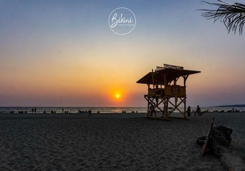 Hostal Bikini Beach House