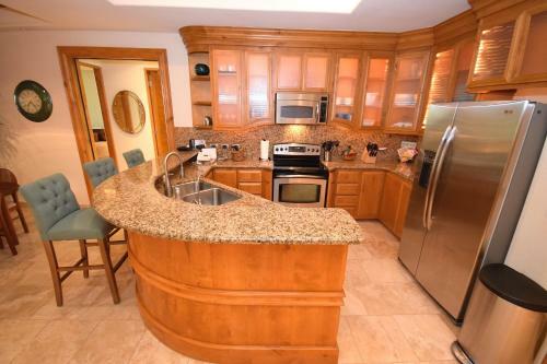Apartamento Tessoro 1002 At Las Conchas