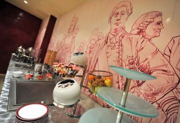 Hotel Mercure Paris Voltaire Quartier Bastille