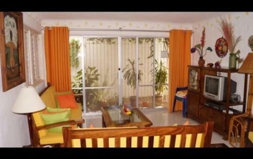 Apartamento Loma Del Mar Unit #c12 Apts