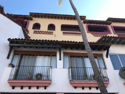 Cozy Apartment In Las Glorias