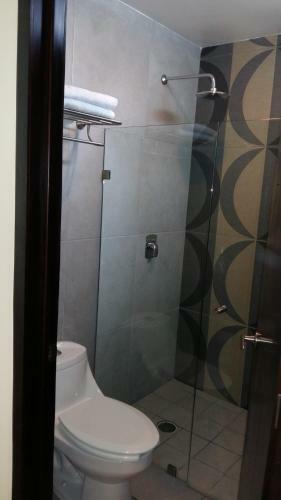 Blaze Hotel & Suite