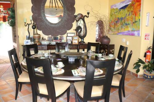 Hotel Poshtel Villa Sevilla