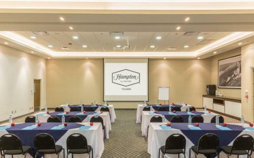 Hotel Hampton Inn By Hilton Tijuana