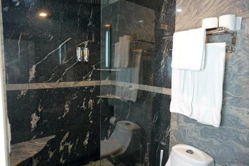 Rio Suites Hotel & Apartments
