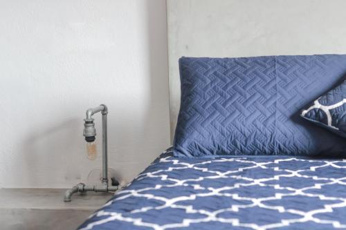 Gallo Azul, Downtown Loft Style Apartment