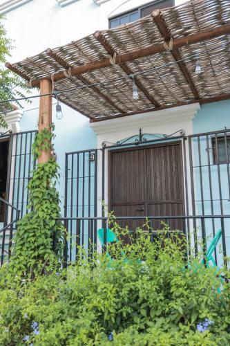 Gallo Azul, Downtown Loft Style Apartment