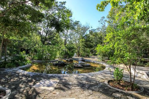 Apartamento Tropical 3story Condo With Terrace At Tulum