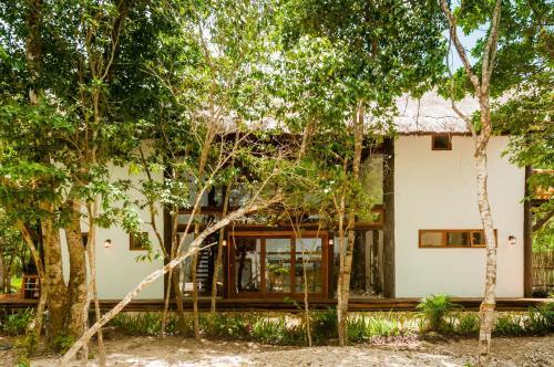 Jungle Chic Villa In The Outskirts Of Tulum