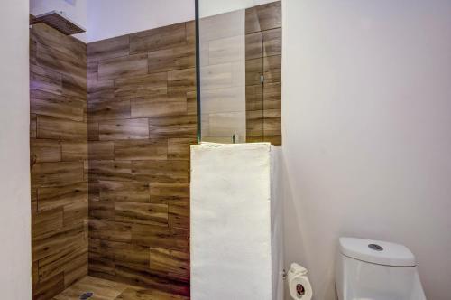 Lunata Apartment 202