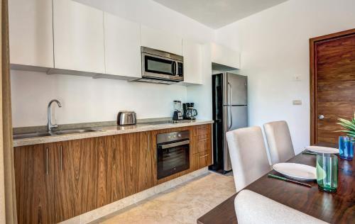 Lunata Apartment 101