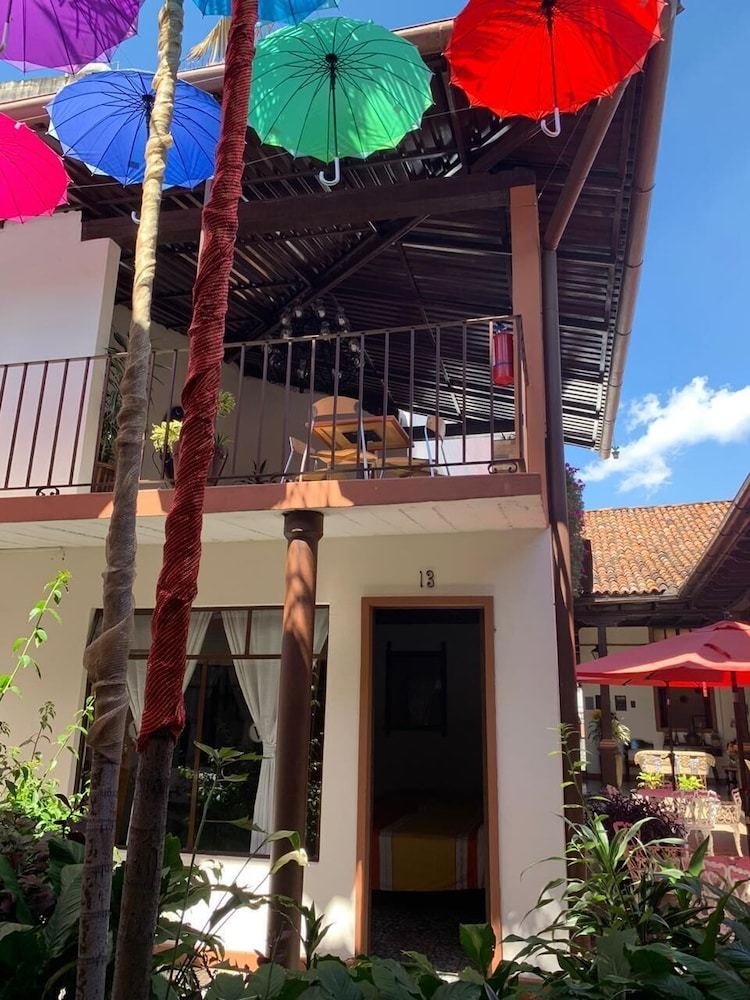 Hotel Villa De Flores