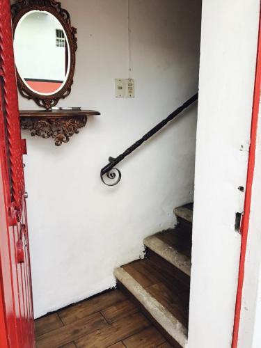 Van Gogh Apartment
