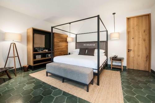 Hotel Cinco Rodavento
