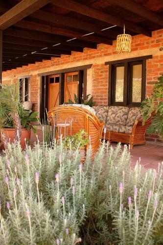 Las Orquideas Cabins