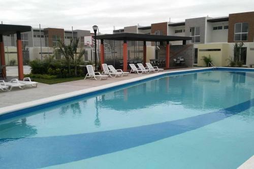Castlerock Suites And Condos Veracruz
