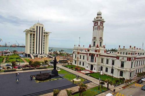 Castlerock Suites And Condos Veracruz