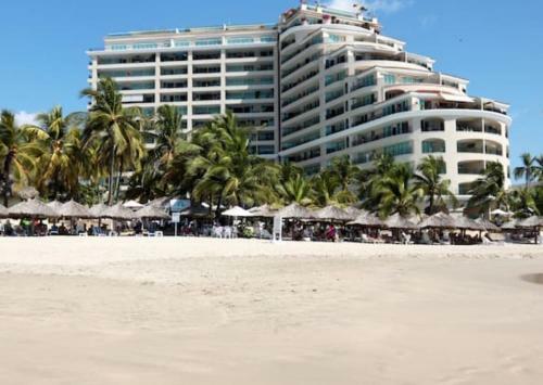 Grand Residencial Ixtapa Apartment