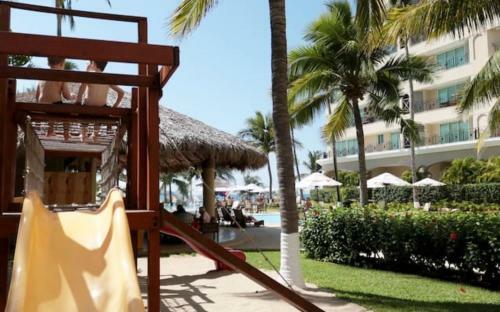 Grand Residencial Ixtapa Apartment