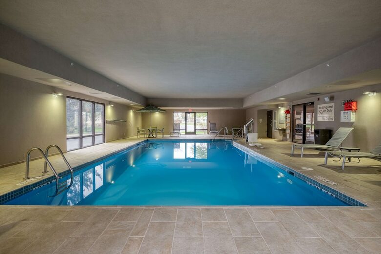Hotel Hampton Inn Janesville