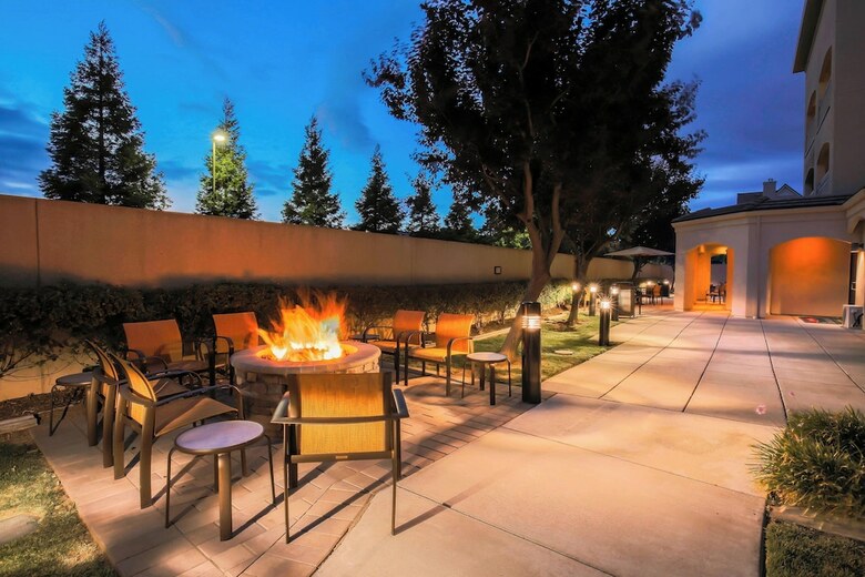 Hotel Morgan Hill Courtyard By Marriott