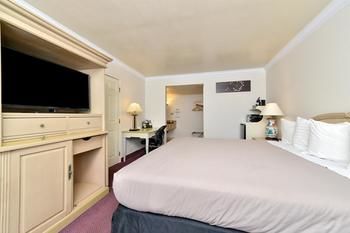 Hotel Americas Best Value Inn & Suites