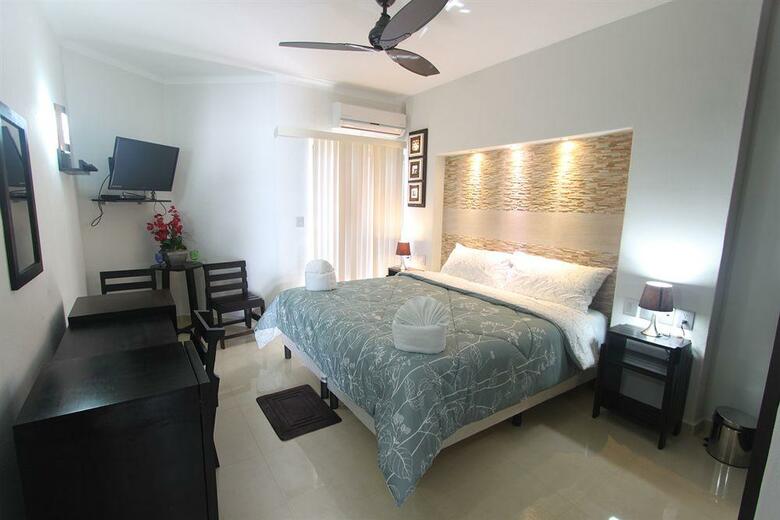 Sasha Hotel
