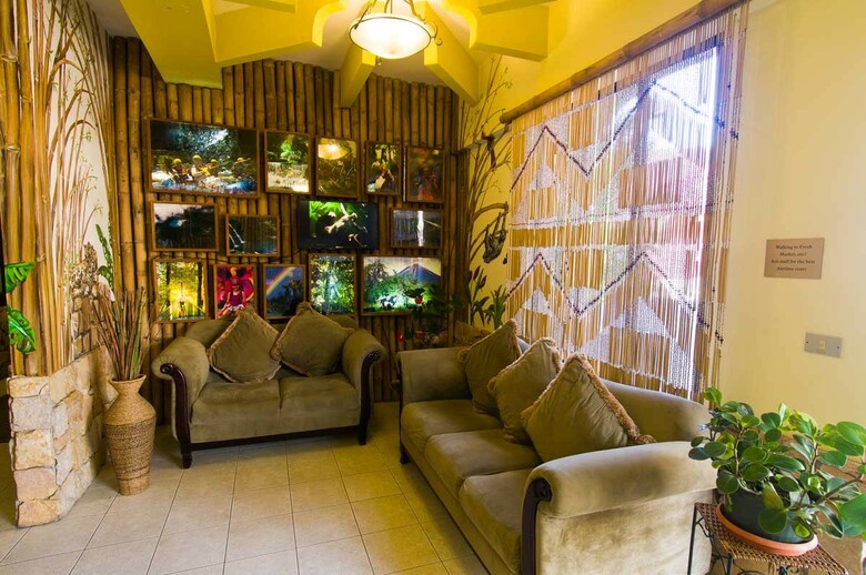 Hotel Adventure Inn