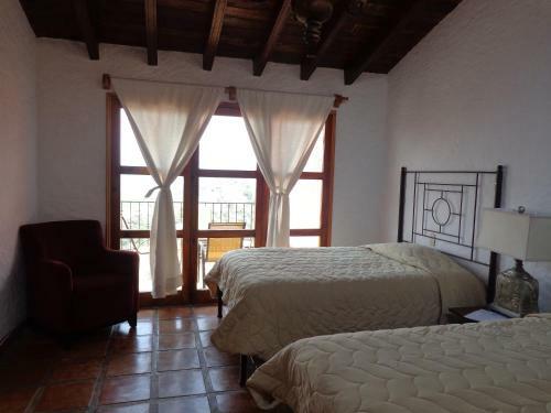 B&B Balcones