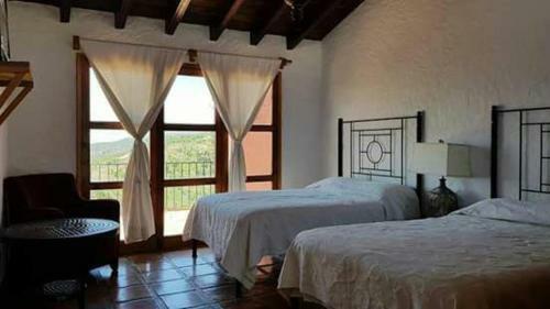 B&B Balcones