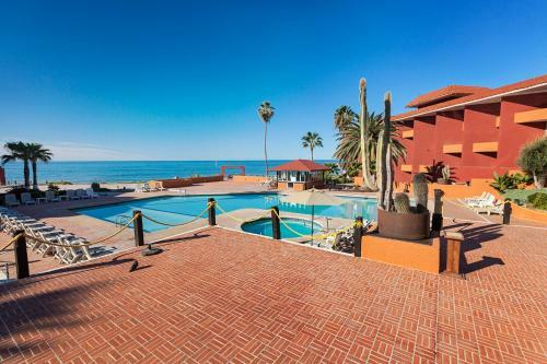 Puerto Nuevo Baja Hotel & Villas