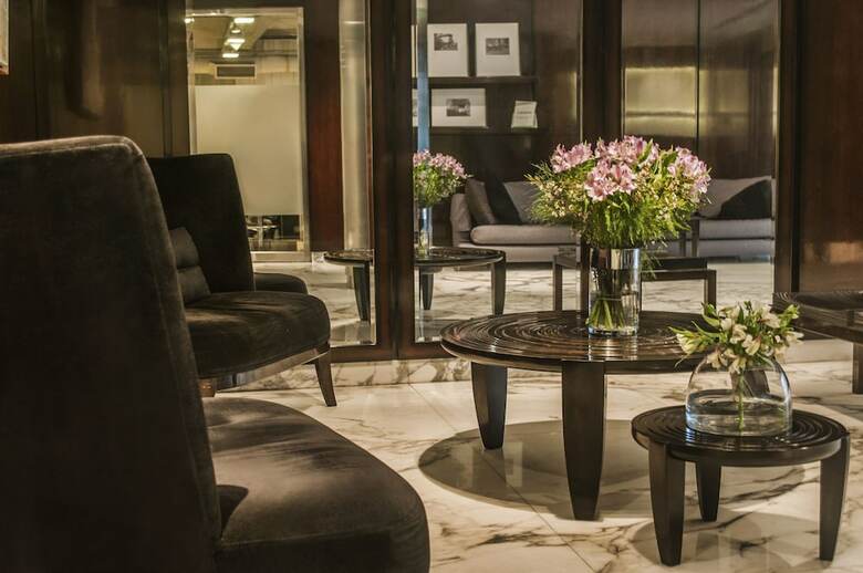 Hotel Awwa Suites & Spa