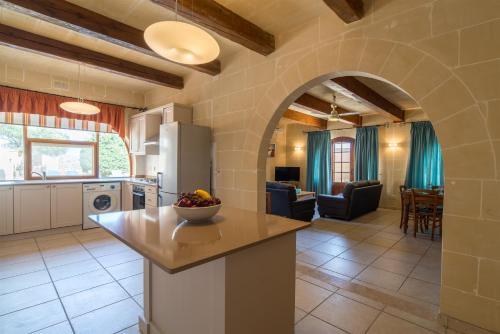 Zgugina Holiday Home
