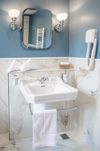 Cesca's Boutique Hotel