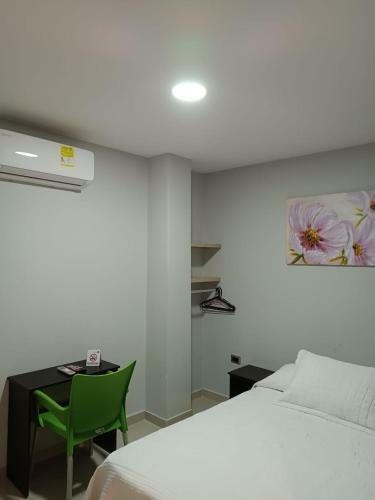 Hotel Prado 53