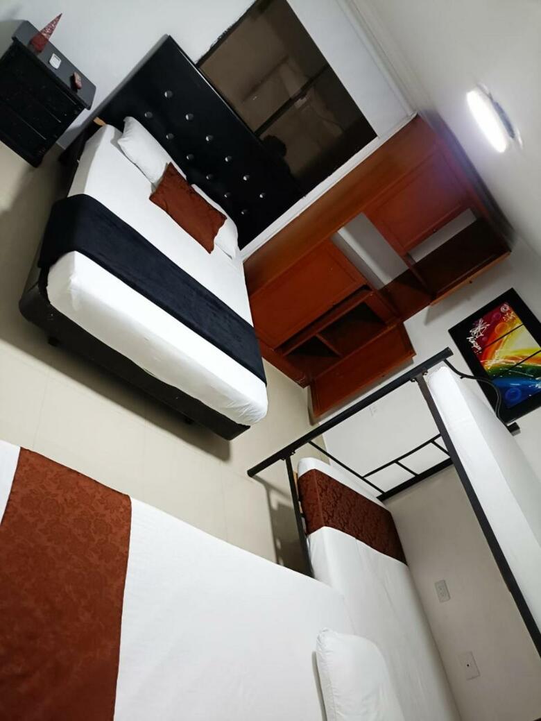 Hotel Suite Imperial 72