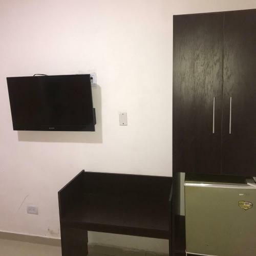 Hotel Imperio Inn 74