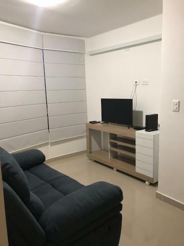Comodo Aparta-estudio, Barrio Tranquilo