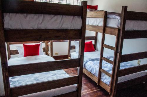 Albergue Hostal El Baul