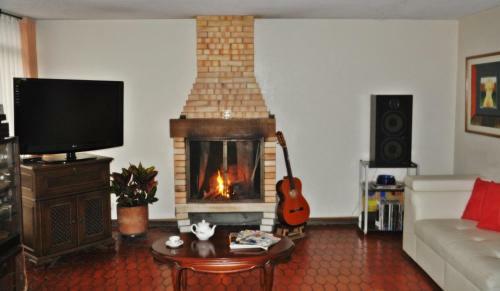 Albergue Hostal Arias Bogot�