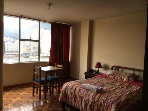 Hotel Manila Plaza