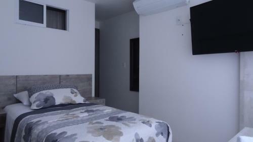 Ari Hotel