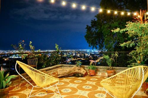 Hostal Magic Garden House