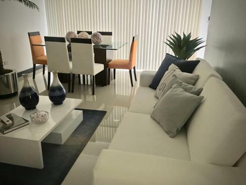 Apartamentos Luxury Pe�on