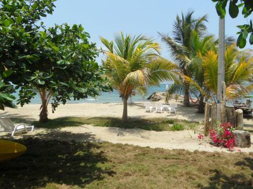 Condominio Milagros Cove�as